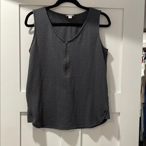 LuLaRoe Gray Sleeveless Racheal Tank Top with zipper size xs